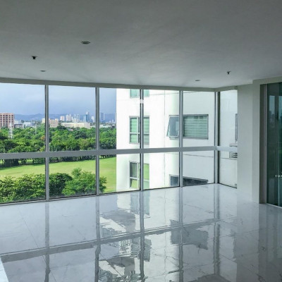 Lowest Price in the Market Unit for Sale at Wack Wack Twin Towers Mandaluyong