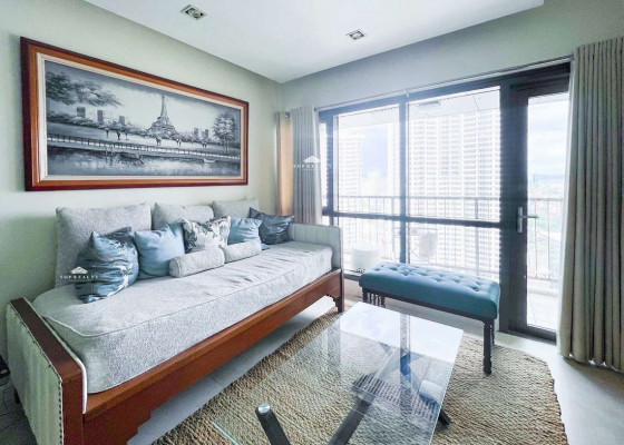 Executive 1-bedroom Condo Unit with Two Balconies for Sale