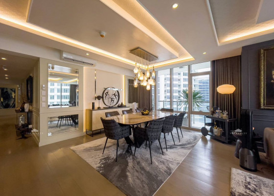 Hollywood Glam Interior-decorated Condominium for Sale