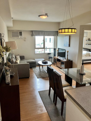 The Grove by Rockwell 2BR with Parking for Sale Pasig City