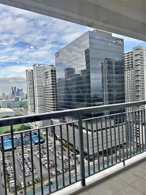 3BR unit in Park Triangle Residences with parking slot Condo for Sale