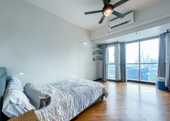 Semi-furnished Condo Unit for Sale in Manansala Tower, Makati City