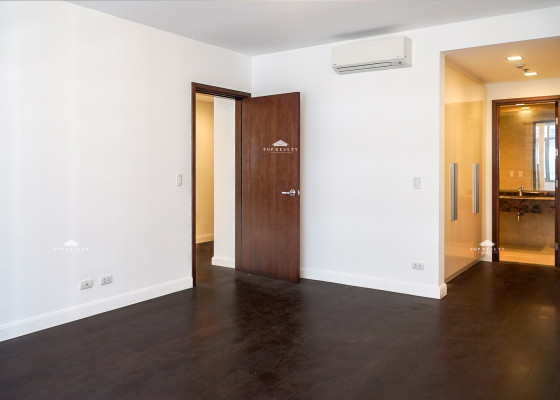 2-bedroom Corner Unit with Balcony for Sale in The Suites, Bonifacio Global City
