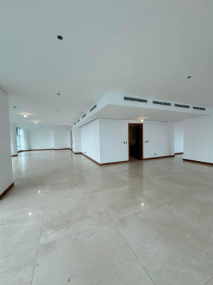 Magnificent Lower Penthouse for Sale