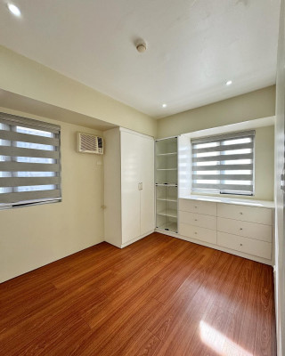 Semi Furnished Avida Towers Condominium for Sale in EDSA-RELIANCE