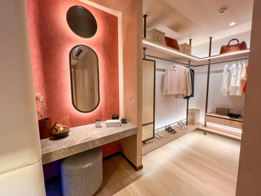 An Astounding 1 Bedroom Suite for Sale in Velaris North Tower