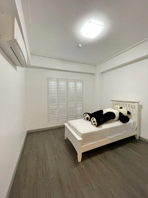 Beautiful Furnished Condo unit for sale w/ 2 Parking Slots