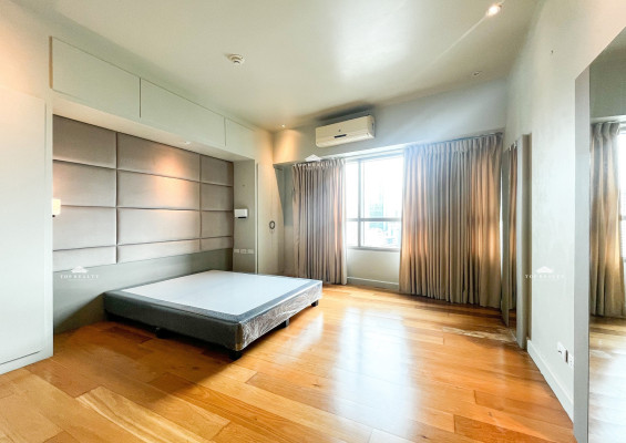 Interior-designed Condo Unit with Makati Skyline view for Sale in The Residences