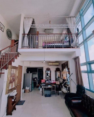 FOR SALE Fully Furnished Bi-level 3BR unit in Eton Parkview Greenbelt