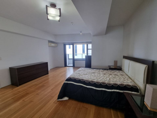 2BR Unit For Sale in Arya Residences