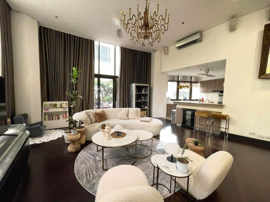 RESIDENCES Garden Unit 3BR Semi Furnished for Sale