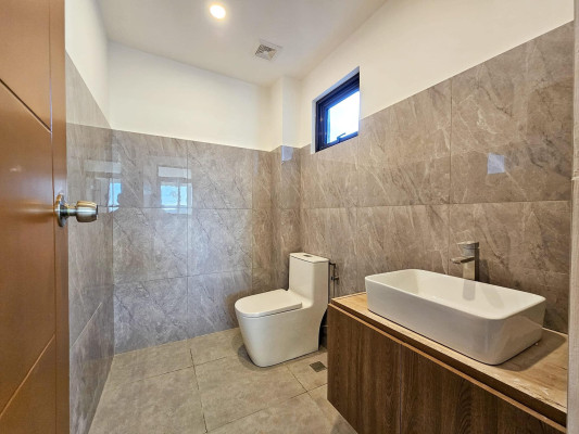 Spectacular 3 Bedroom Condo for Sale in Project 6, Quezon City
