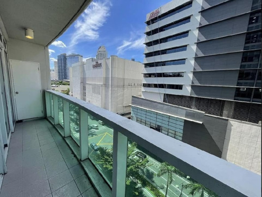 Park Terraces Point Tower Makati 1BR Condo For Sale
