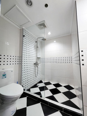2BR Condo for SALE in One Lafayette Square Salcedo Village Makati City