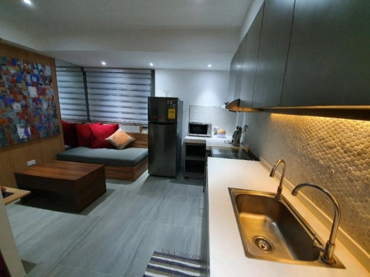 FORT VICTORIA CONDOMINIUM