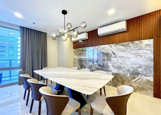 Double Corner unit with Skyline views of Makati, BGC and Sierra Madre Mountains