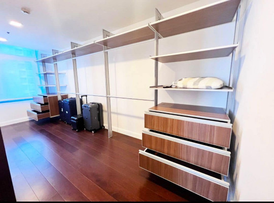 Luxury Condo in The Suites at One Bonifacio High Street