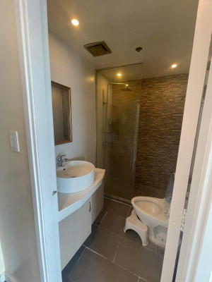 An Astounding 3 Bedroom Condo for Sale in Astoria Plaza, Ortigas, Pasig