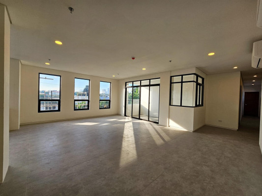 Spectacular 3 Bedroom Condo for Sale in Project 6, Quezon City