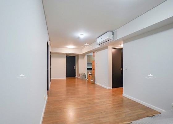 Brand New Condo Unit with Balcony for Sale in Two Serendra