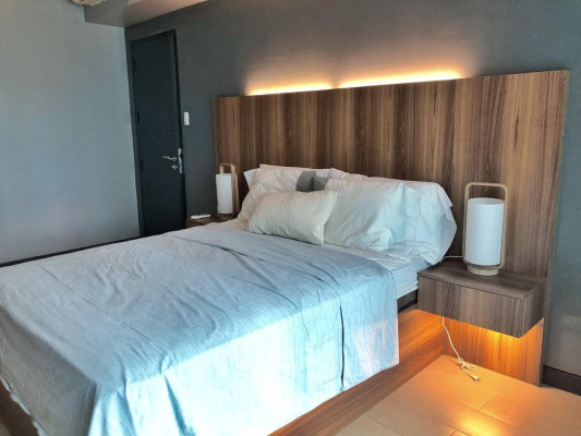 A Dazzling 1 Bedroom Condo for Sale in 8 Forbestown Road