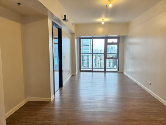 Prime 1 Bedroom Condo for Sale in Park Triangle Residences, BGC