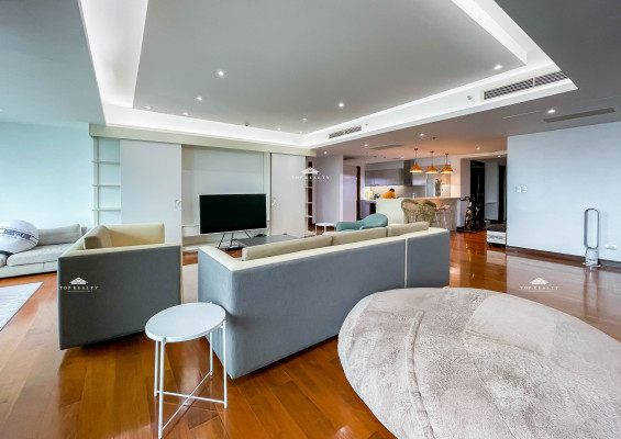 A prime and exclusive condo unit