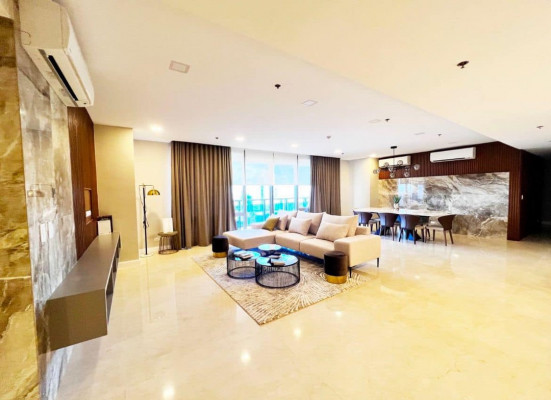 Luxury Condo in The Suites at One Bonifacio High Street