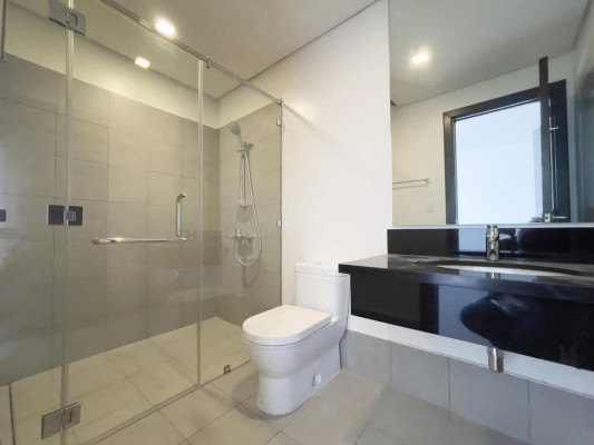 An Elegant 3 Bedroom Condo for Sale in Garden Towers Makati