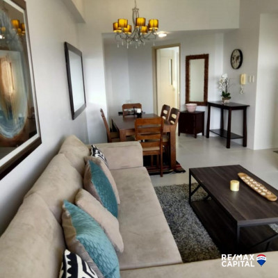 Condominium Unit in Icon Residences, Taguig