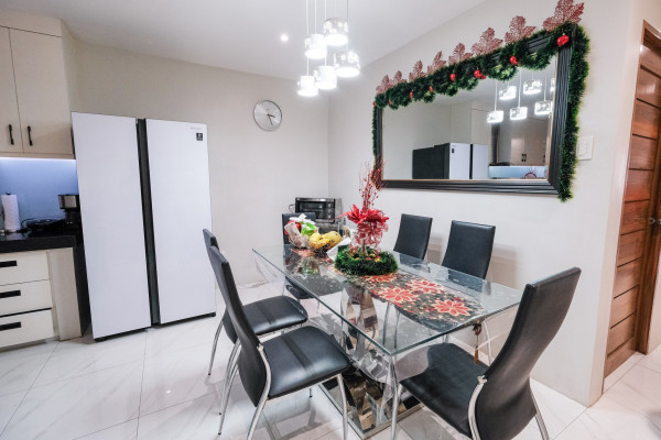 Bright 5 Bedroom Townhouse for Sale in Fortunata Village, Parañaque