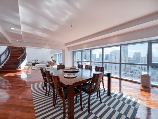 Stylish Semi-Furnished Luxury Penthouse Unit Located in The Forbes Tower