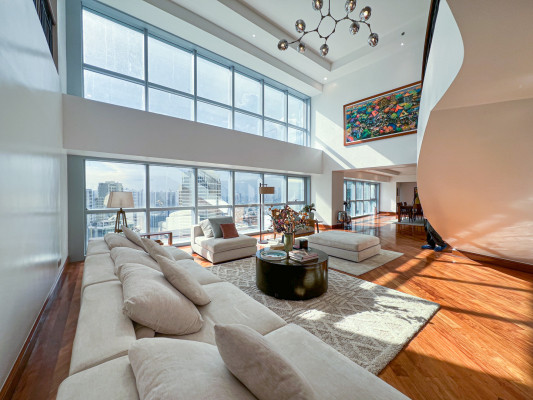 Stylish Semi-Furnished Luxury Penthouse Unit Located in The Forbes Tower