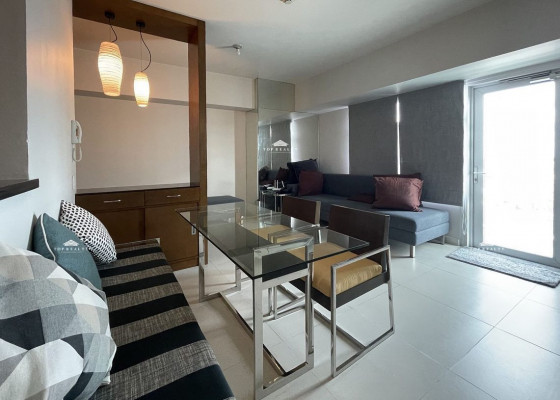 Fully furnished Condo Unit facing SM Aura and Taguig Skyline for Sale