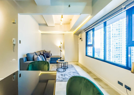 Elevate your lifestyle with this fully furnished loft-type condo for sale in BGC