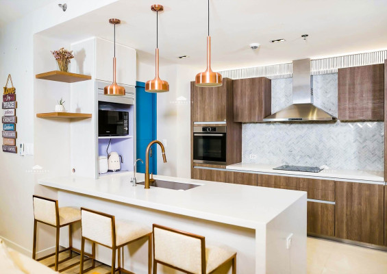 fully furnished condo boasts high-end materials and exquisite furnishings