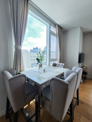 1BR Condo in Park Terraces