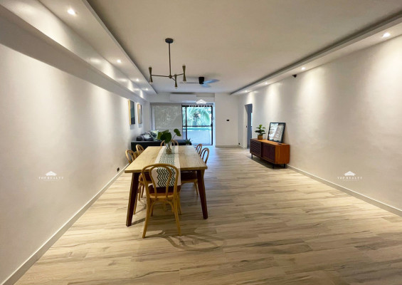 Fully upgraded Condo Unit for Sale in Tropical Palms, Makati City