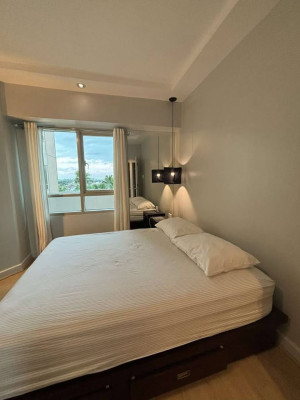 The Grove by Rockwell 1BR with Balcony Condominium