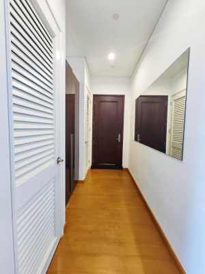 1BR Condo in Trump Tower at Century City Makati