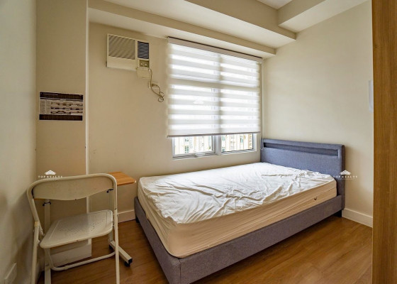 Fully Furnished Corner Unit with Huge Balcony for Sale in Two Serendra, Bonifaci