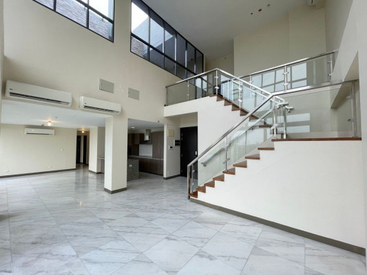 Penthouse w Private Pool