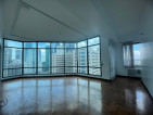 Very spacious 3 bedroom unit
