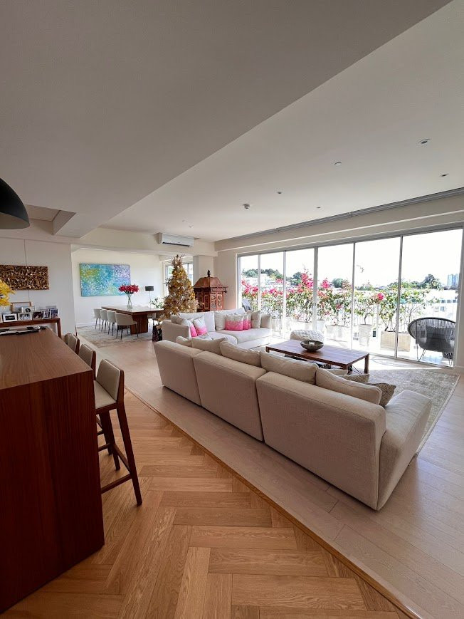 3 bedrooms in 32 Sanson Solihiya For Sale