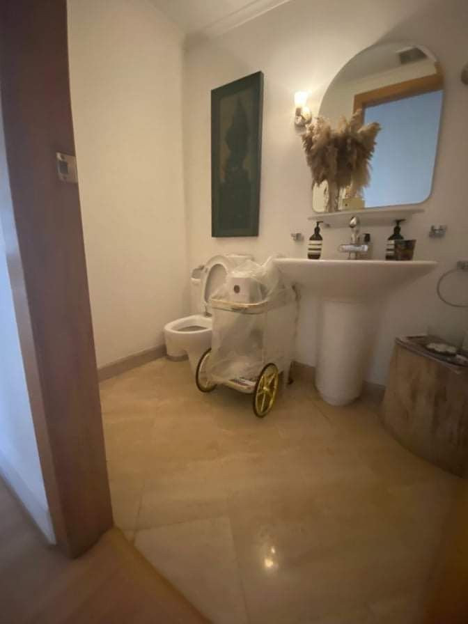 3BR BGC | Essensa - Cameron tower photo 4