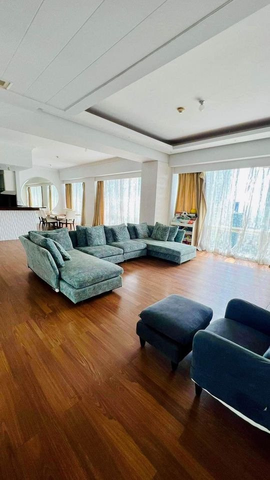2BR unit in Raffles Residences photo 1