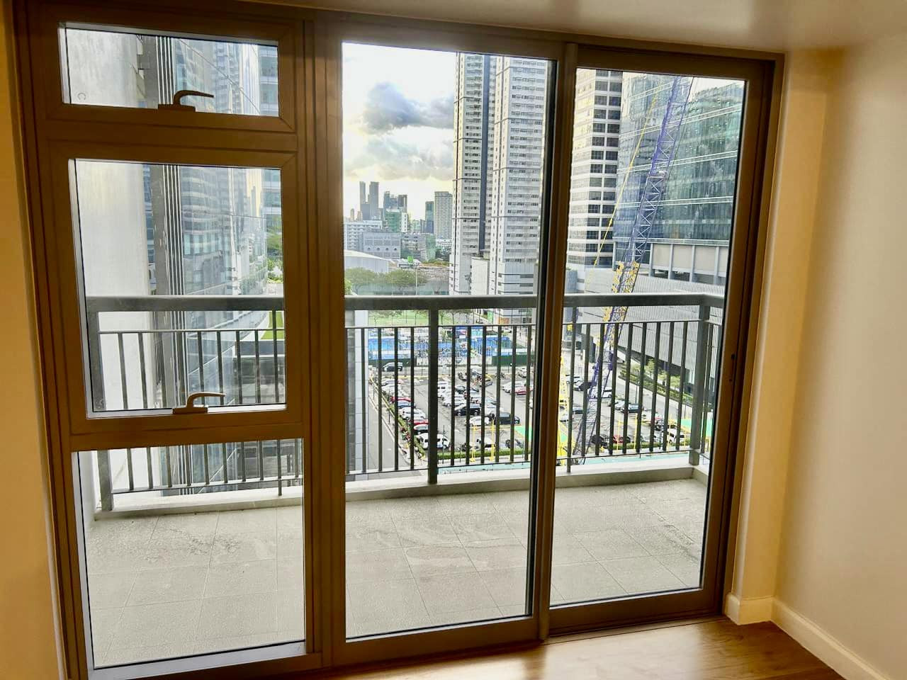 Own this Brand-New Condo in Park Triangle photo 3