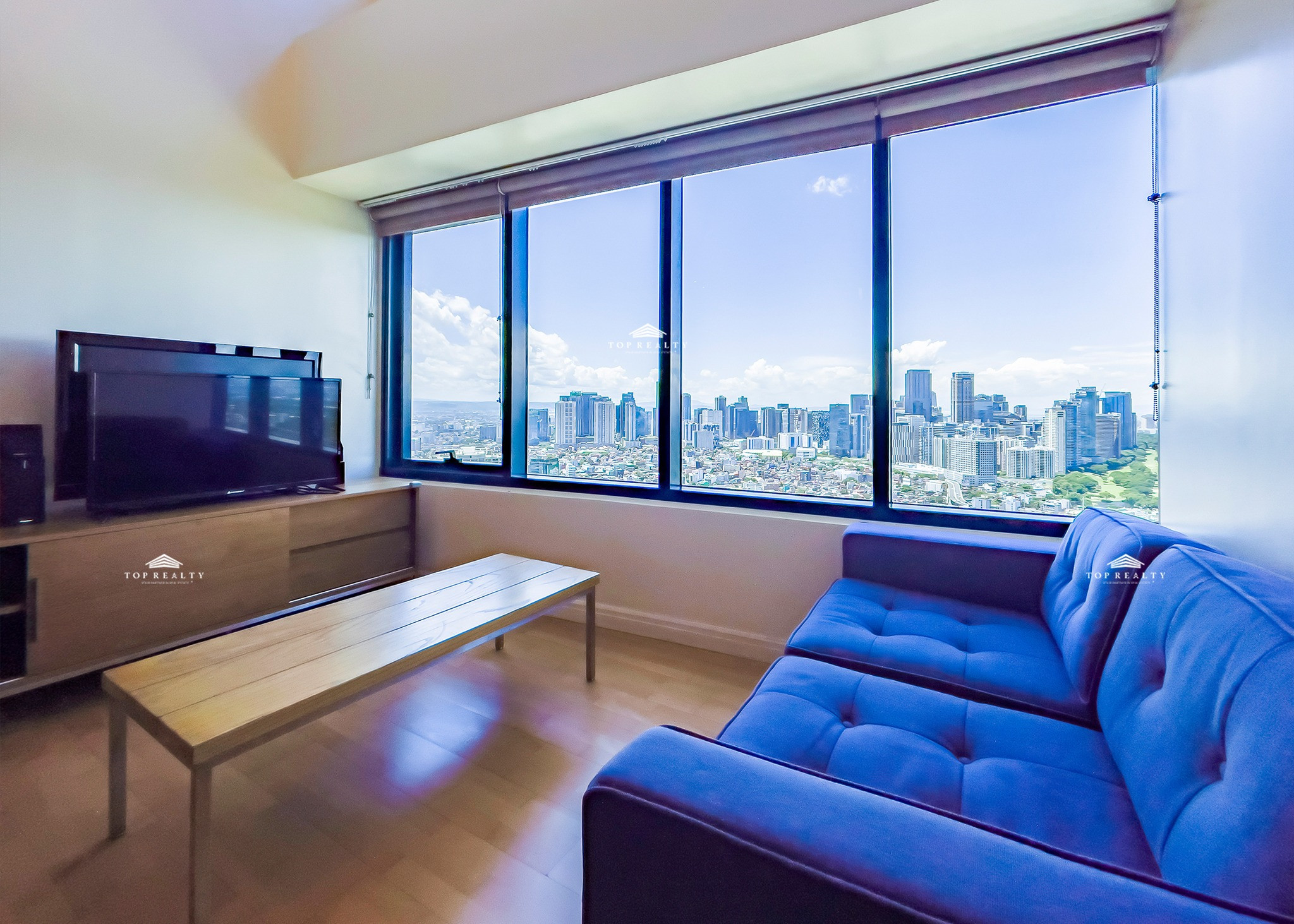 2-bedroom Loft Unit for Sale in One Rockwell, Makati City photo 2