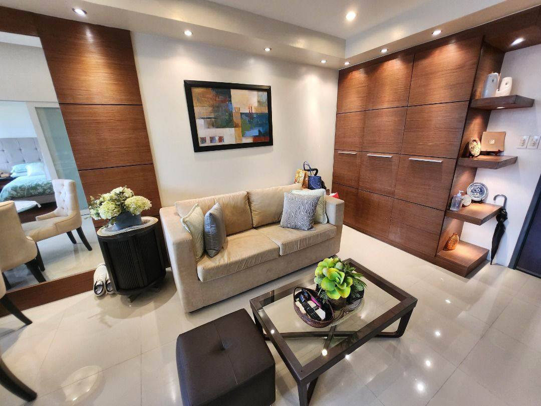 1BR unit in Bellagio with beautiful view of Burgos Circle photo 2