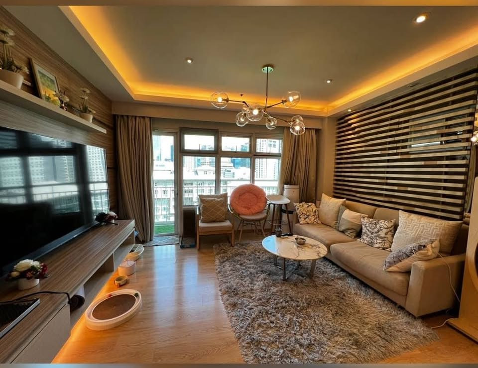 3BR unit with parking in Two Serendra Facing Inner Garden Condo for Sale photo 2